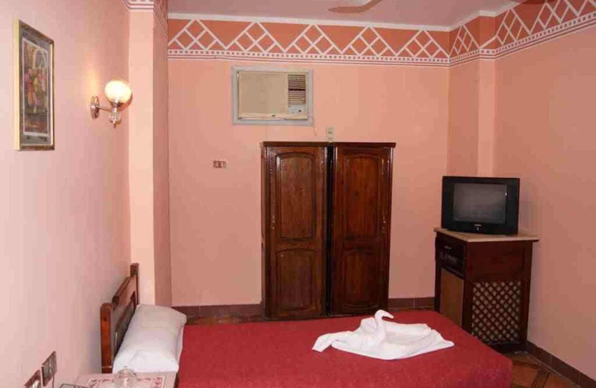 Keylany Hotel Aswan Exterior photo